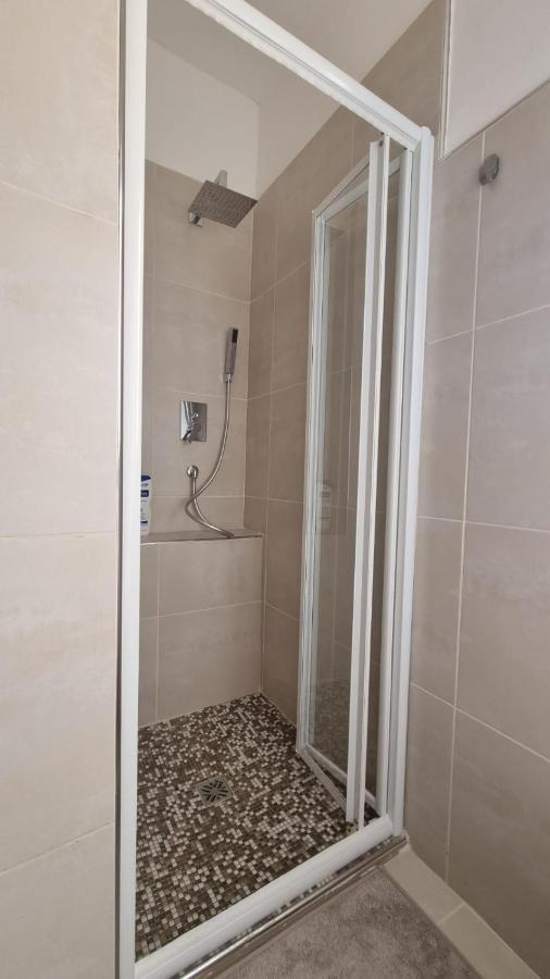 Piccola Cadolini Apartment Ортона Екстериор снимка